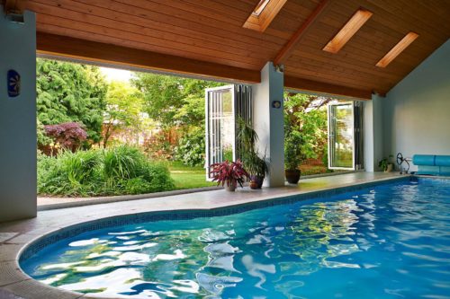 swimming-pool-conservatory