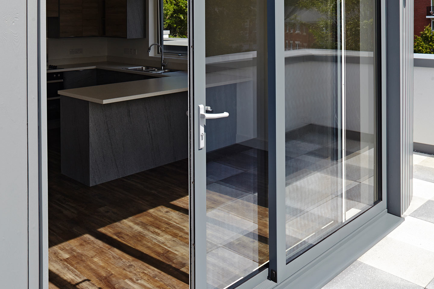 visoglide-open-sliding-door